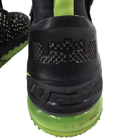 Nike LeBron 18 Shoes Mens Size 10.5 Black Green Basketball CQ9283-005 Sneakers